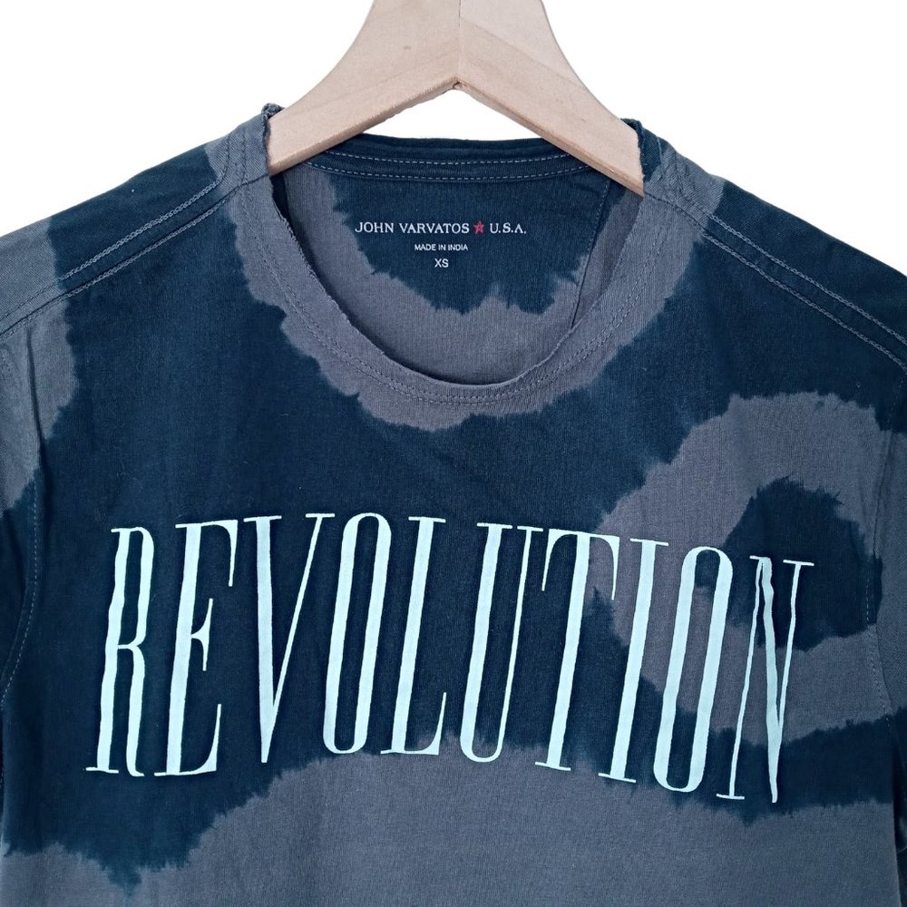 John Varvatos Star USA Mens REVOLUTION Graphic T-Shirt Gray Black Cotton Size XS - Picture 2 of 5